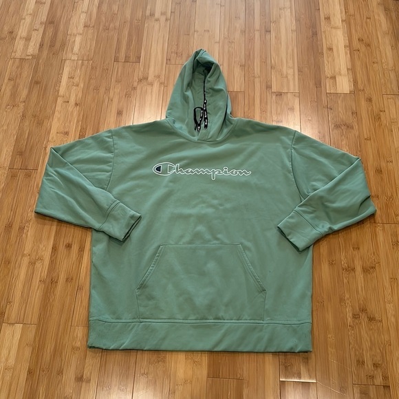 Champion Tops - Champion sweatshirt size 2XL women’s